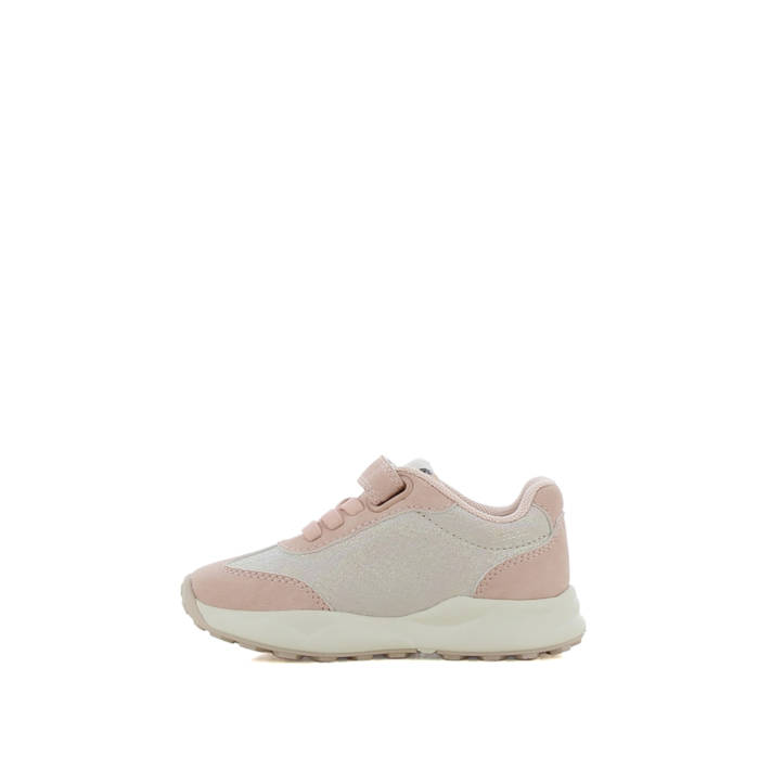 Kids pink sneaker