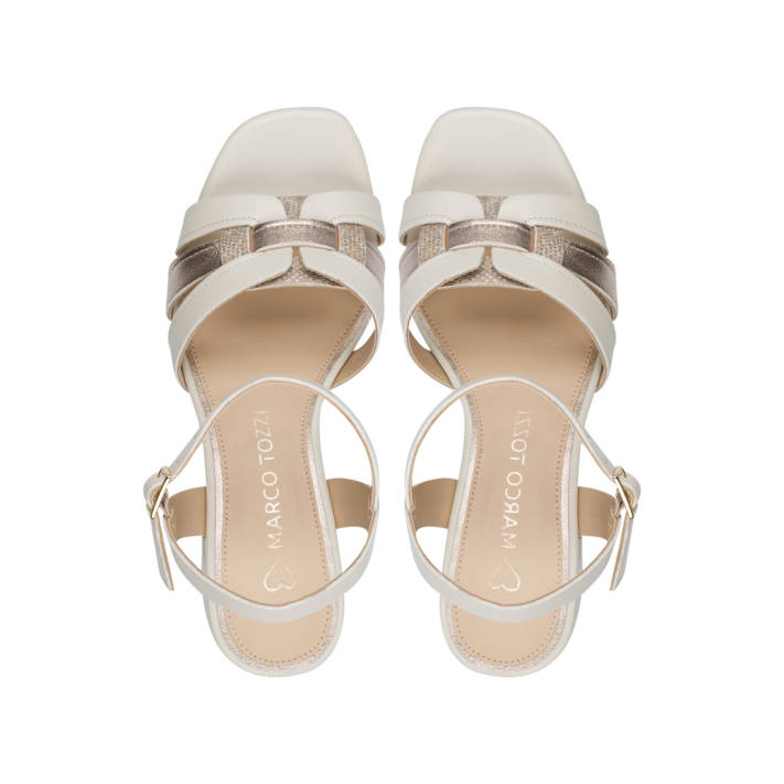 Ecru sandal