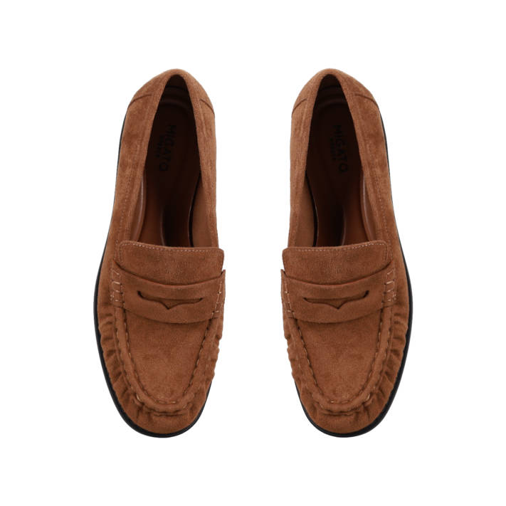 Καμηλό loafer