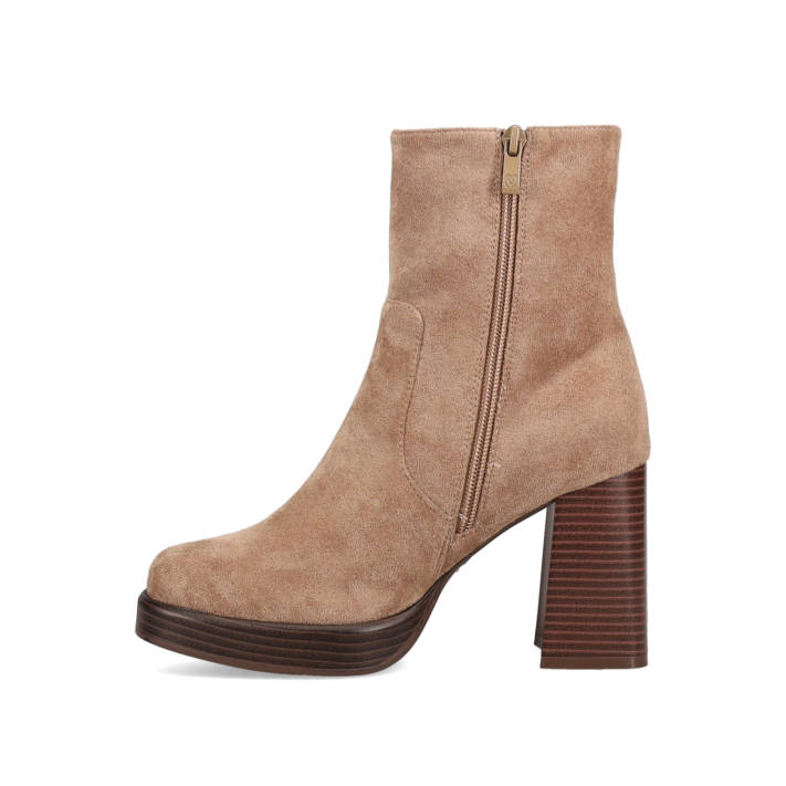 Beige bootie