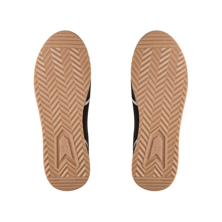 Καφέ sneaker