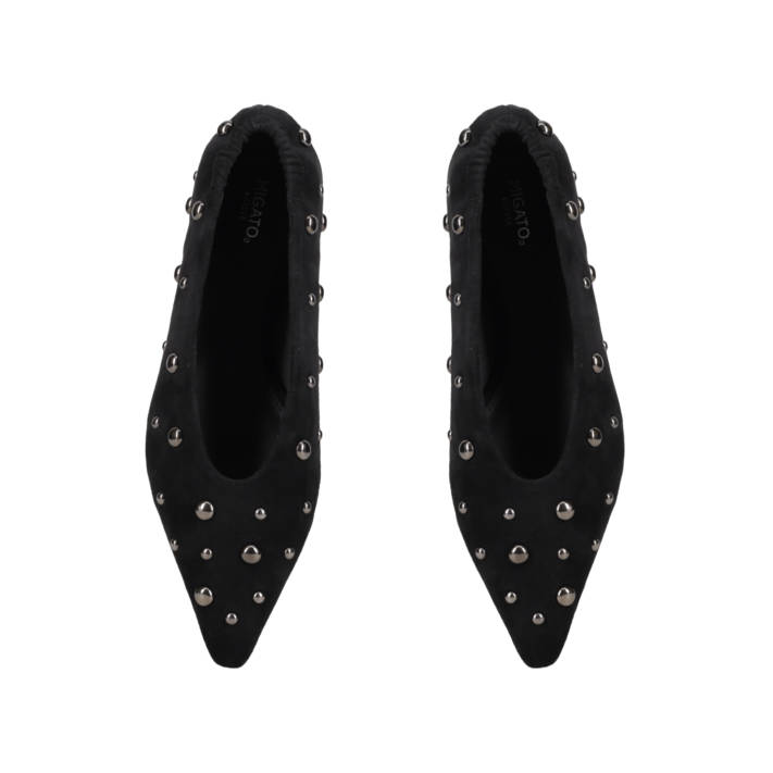 Black ballet flat