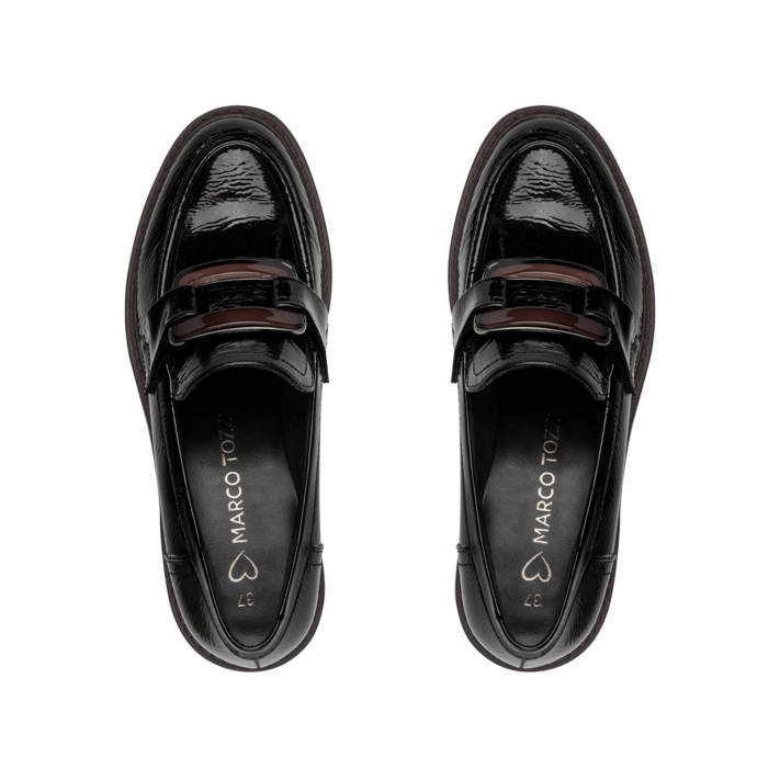 Μαύρο loafer λουστρίνι