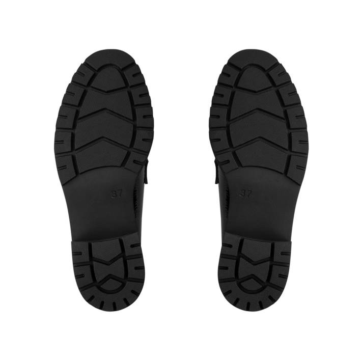 Μαύρο loafer λουστρίνι