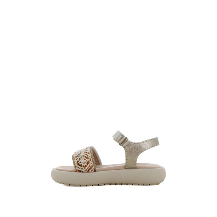 Kids beige sandal