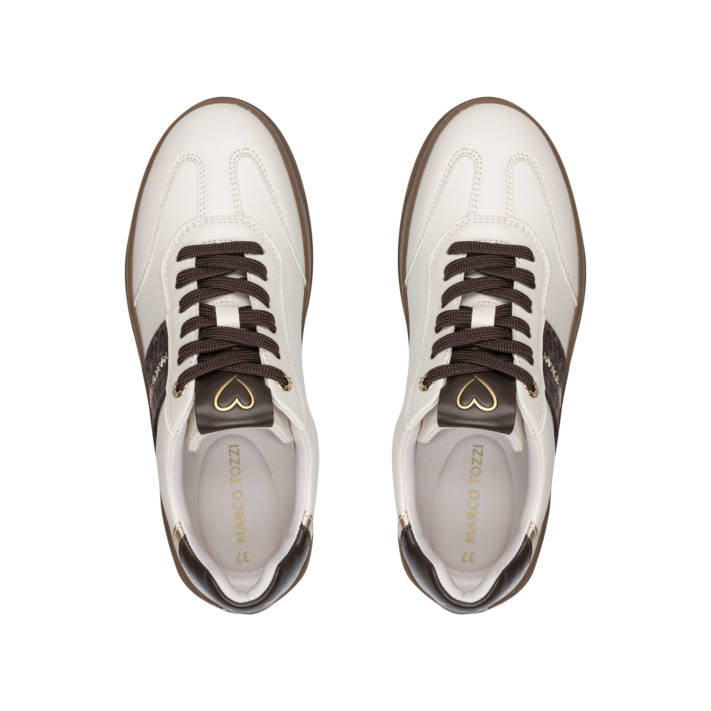 Εκρού sneaker