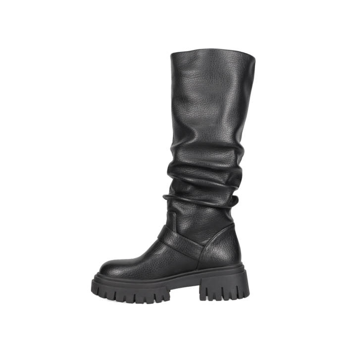 Black boot