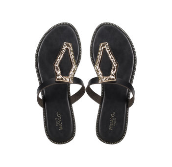 Black sandal